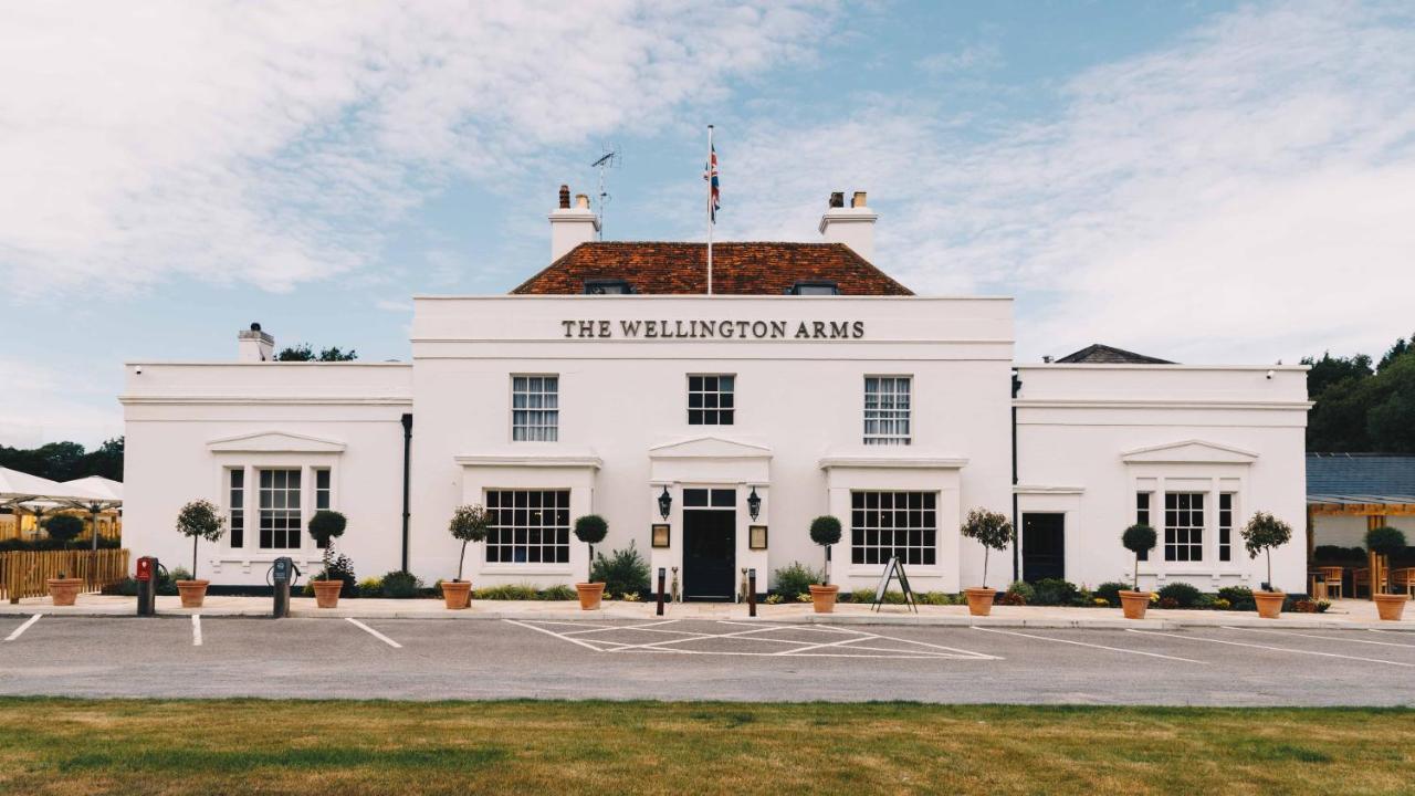 Hotel The Wellington Arms - Basingstoke-Reading Heckfield Exterior foto